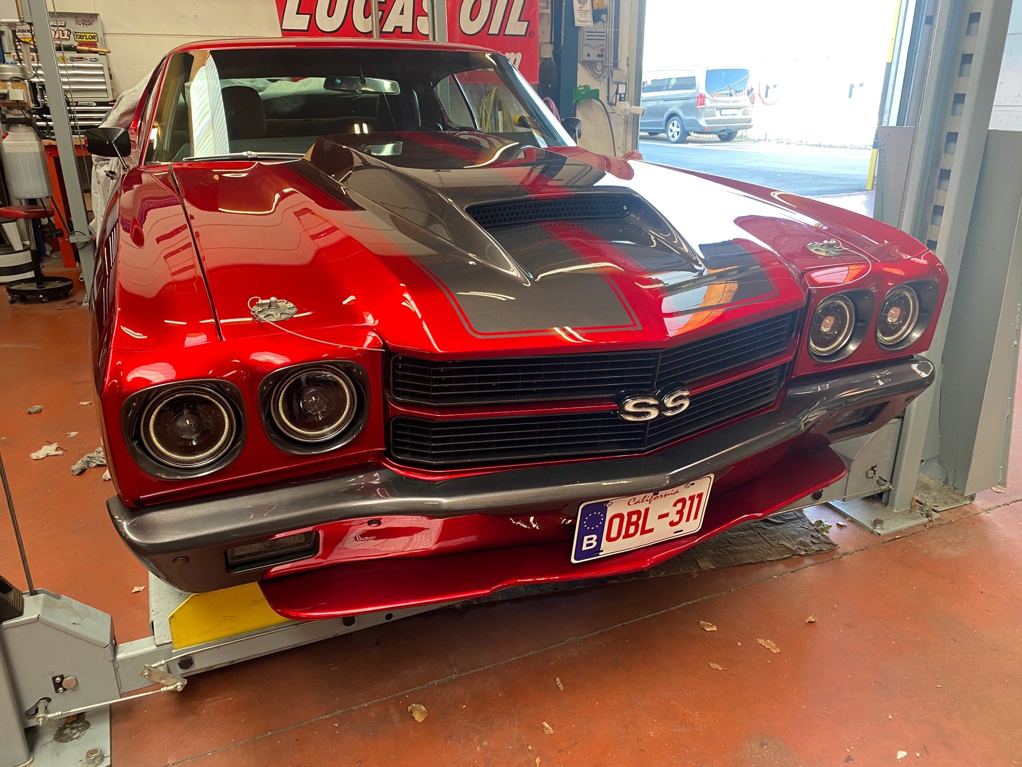 1968–1972 Chevelle Flush-Mount Glass Kit — DOT, Trimless, American-Made (Front & Rear)