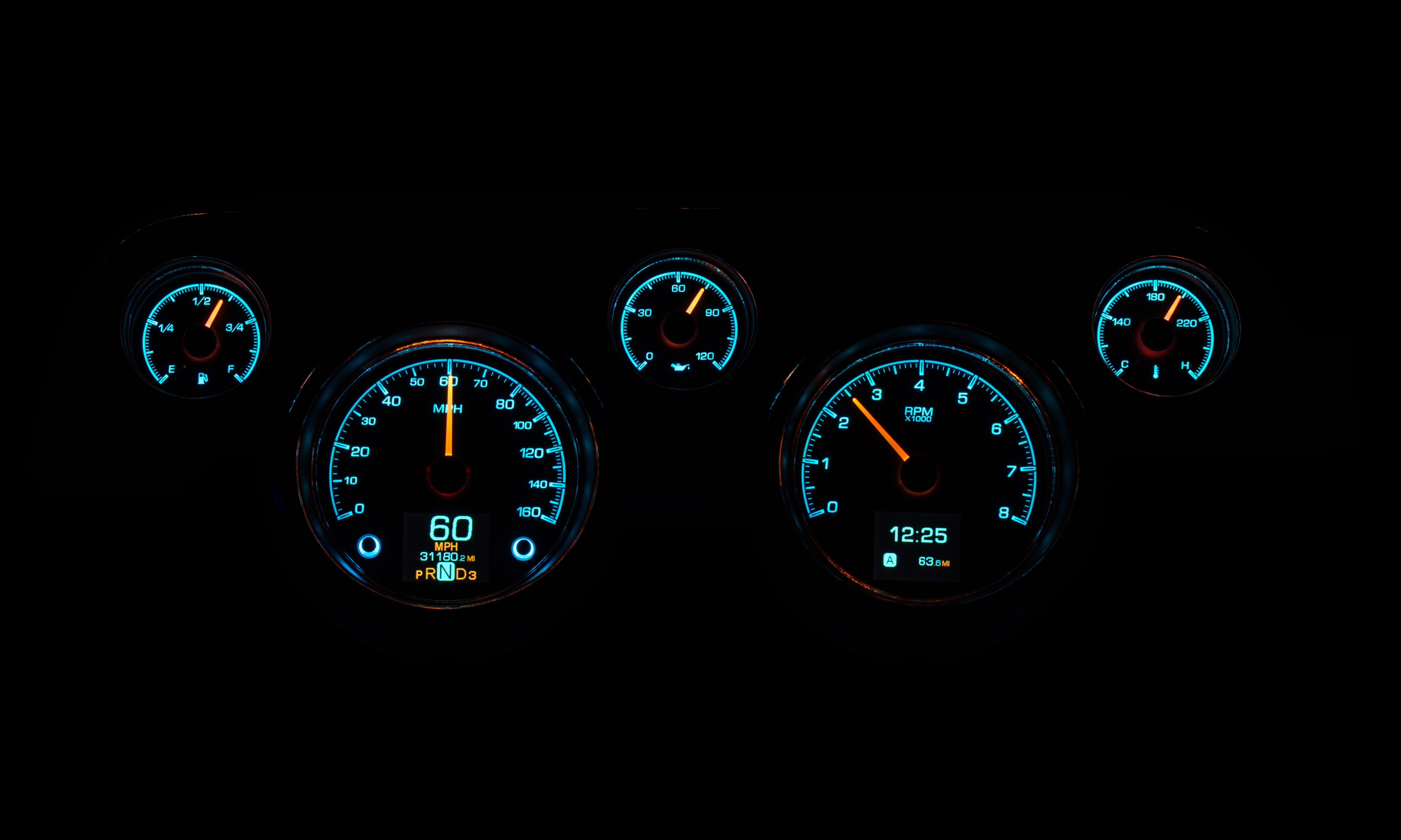 Dakota Digital HDX-67F-MUS — 1967–68 Ford Mustang HDX Gauge