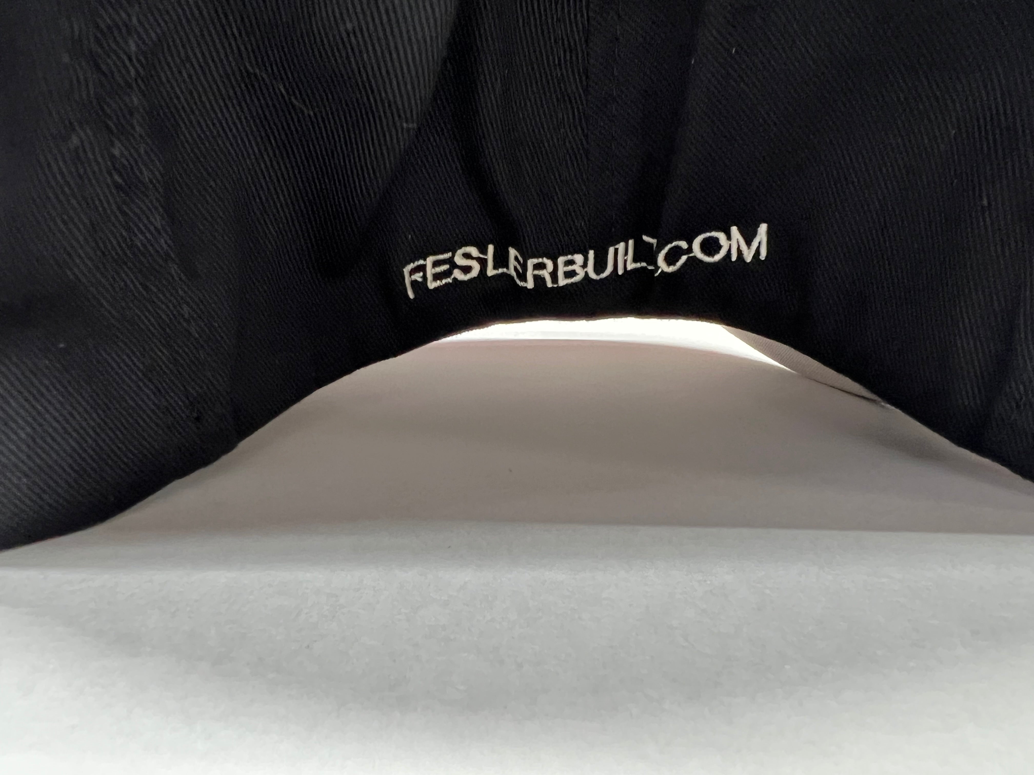 FESLER BUILT FLEXFIT BLACK SKULL CENTER LOGO HAT