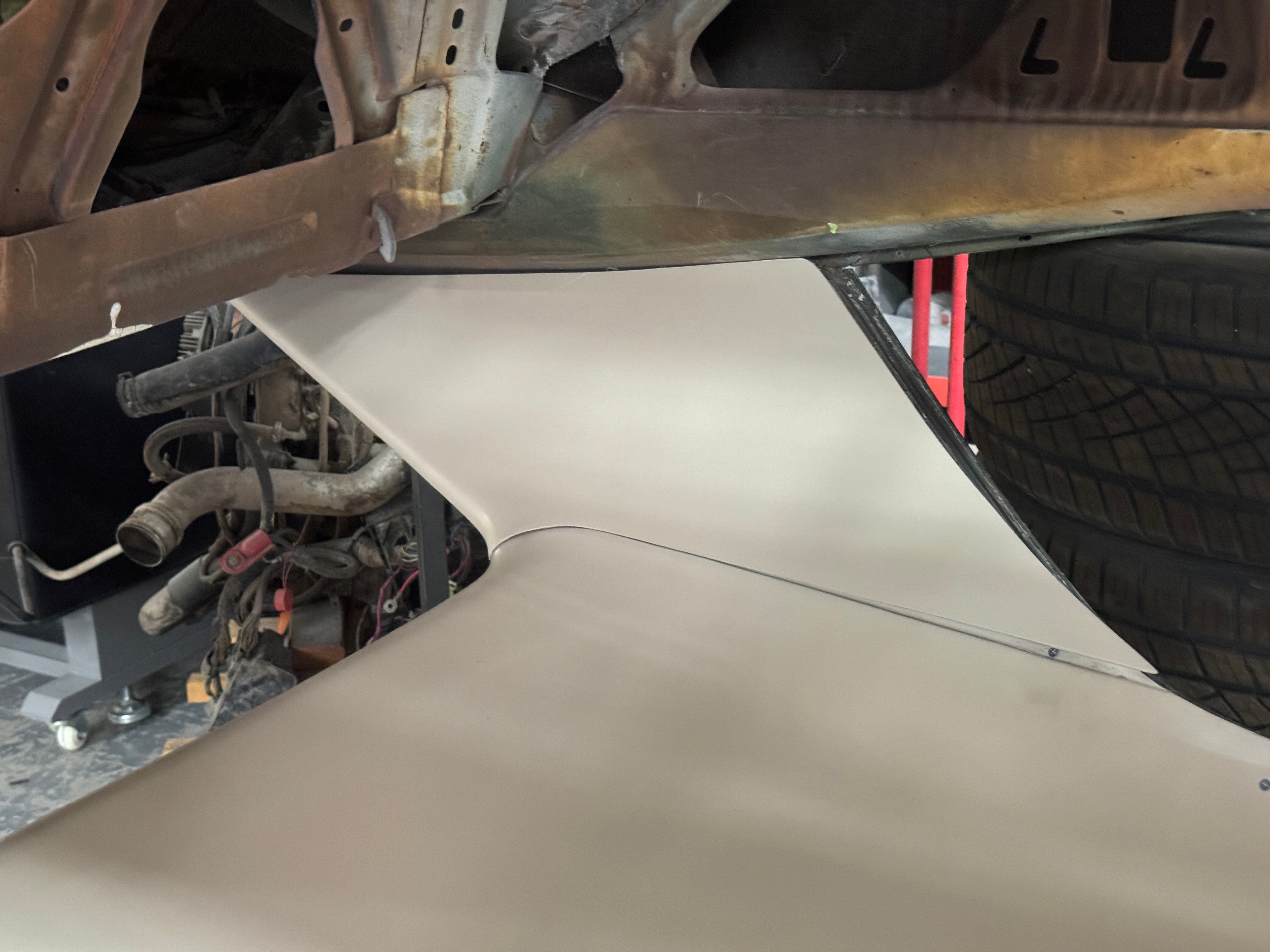 1969 CAMARO CUSTOM HARD HEADLINER SHIPS TRUCK FREIGHT