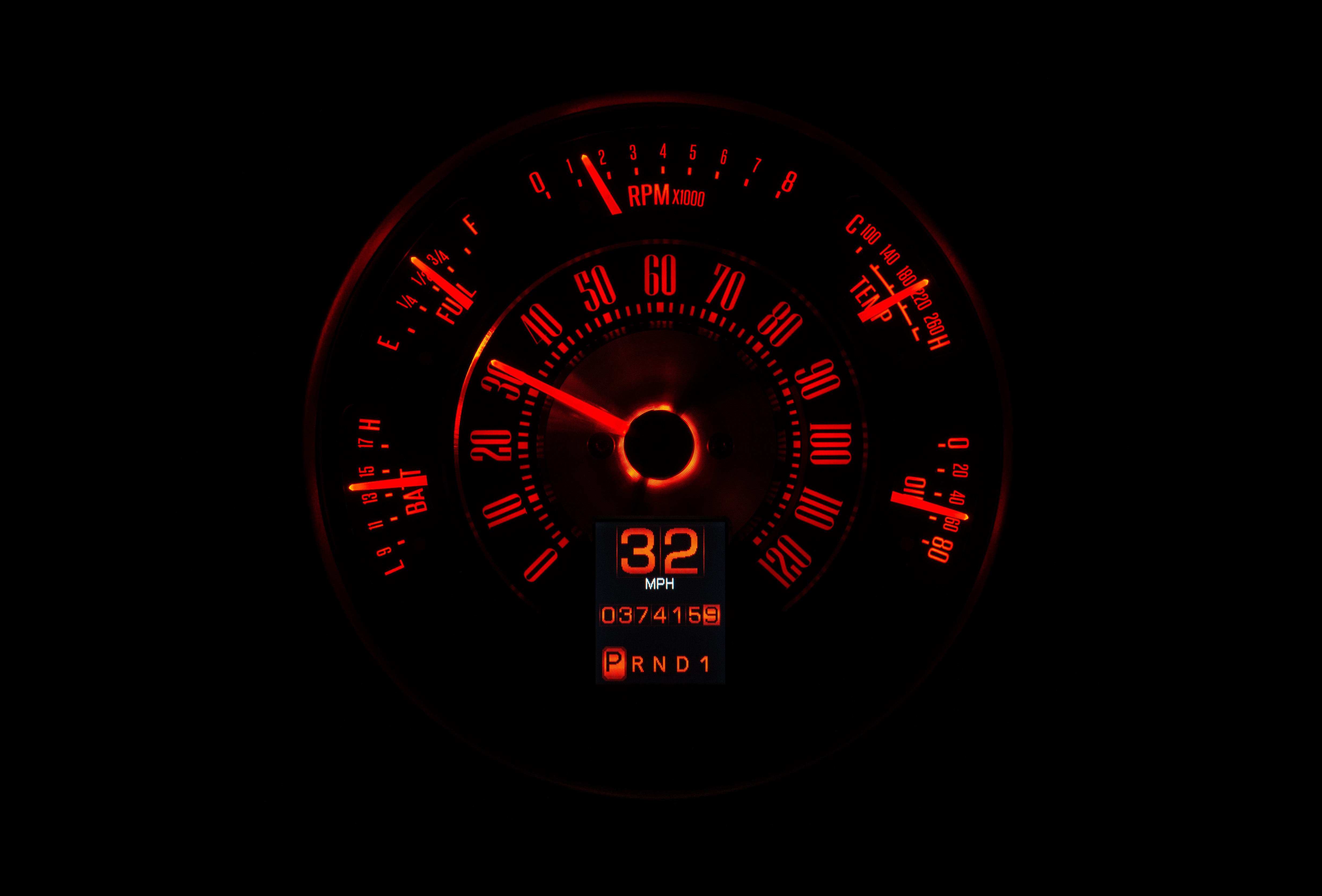 Dakota Digital RTX-66F-BRO-X — 1966–76 Ford Bronco RTX Gauge Kit