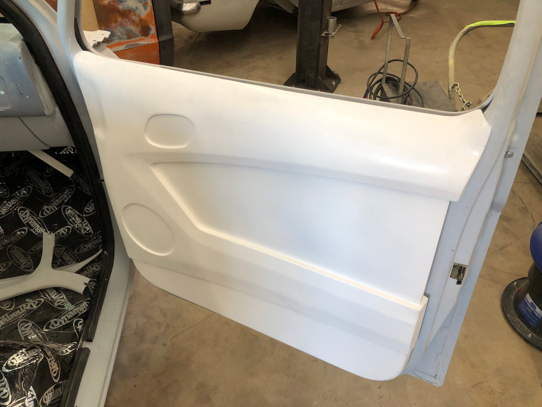 197386 Squarebody Truck Door Panels