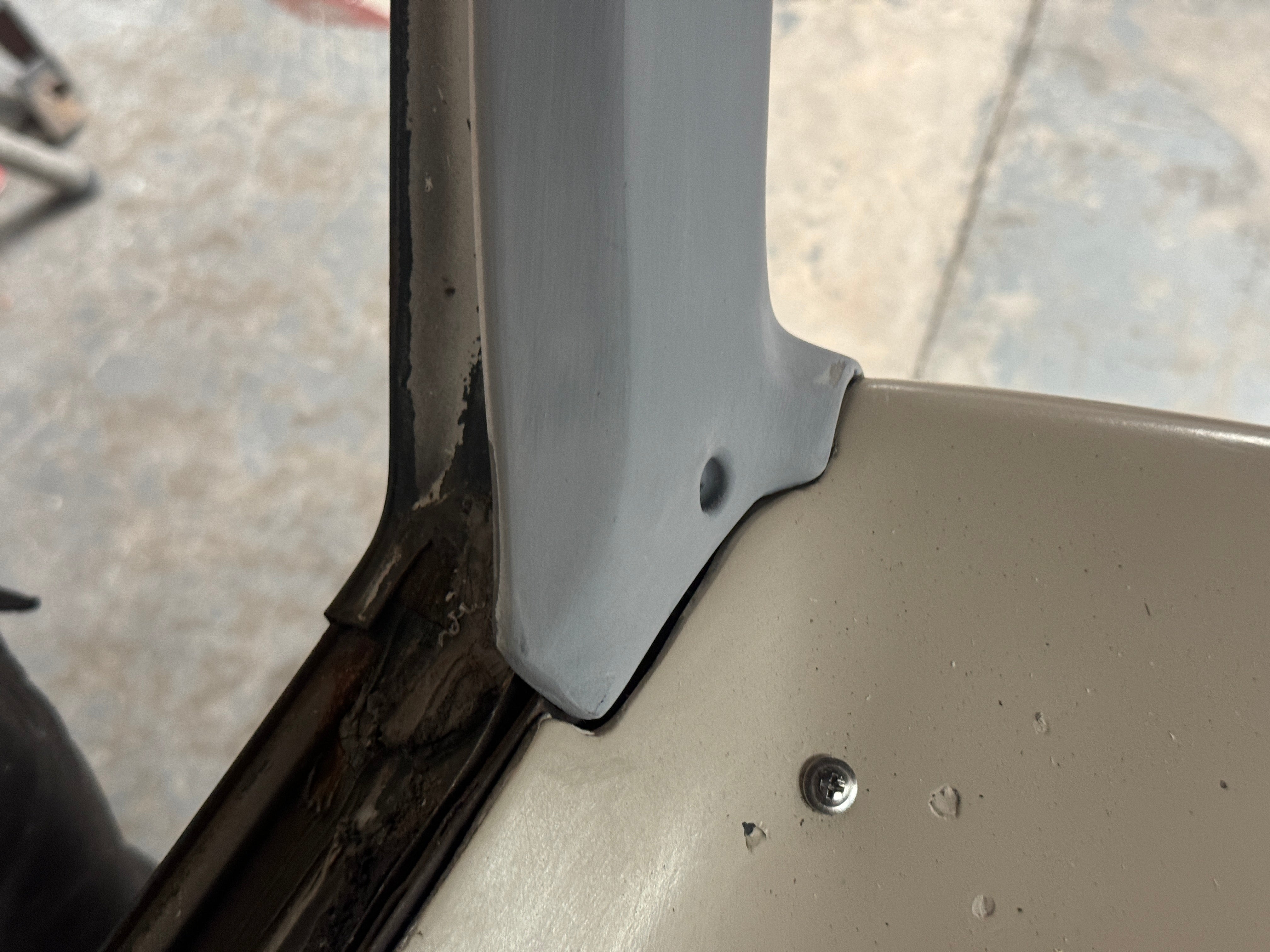 1969 CAMARO CUSTOM HARD HEADLINER SHIPS TRUCK FREIGHT