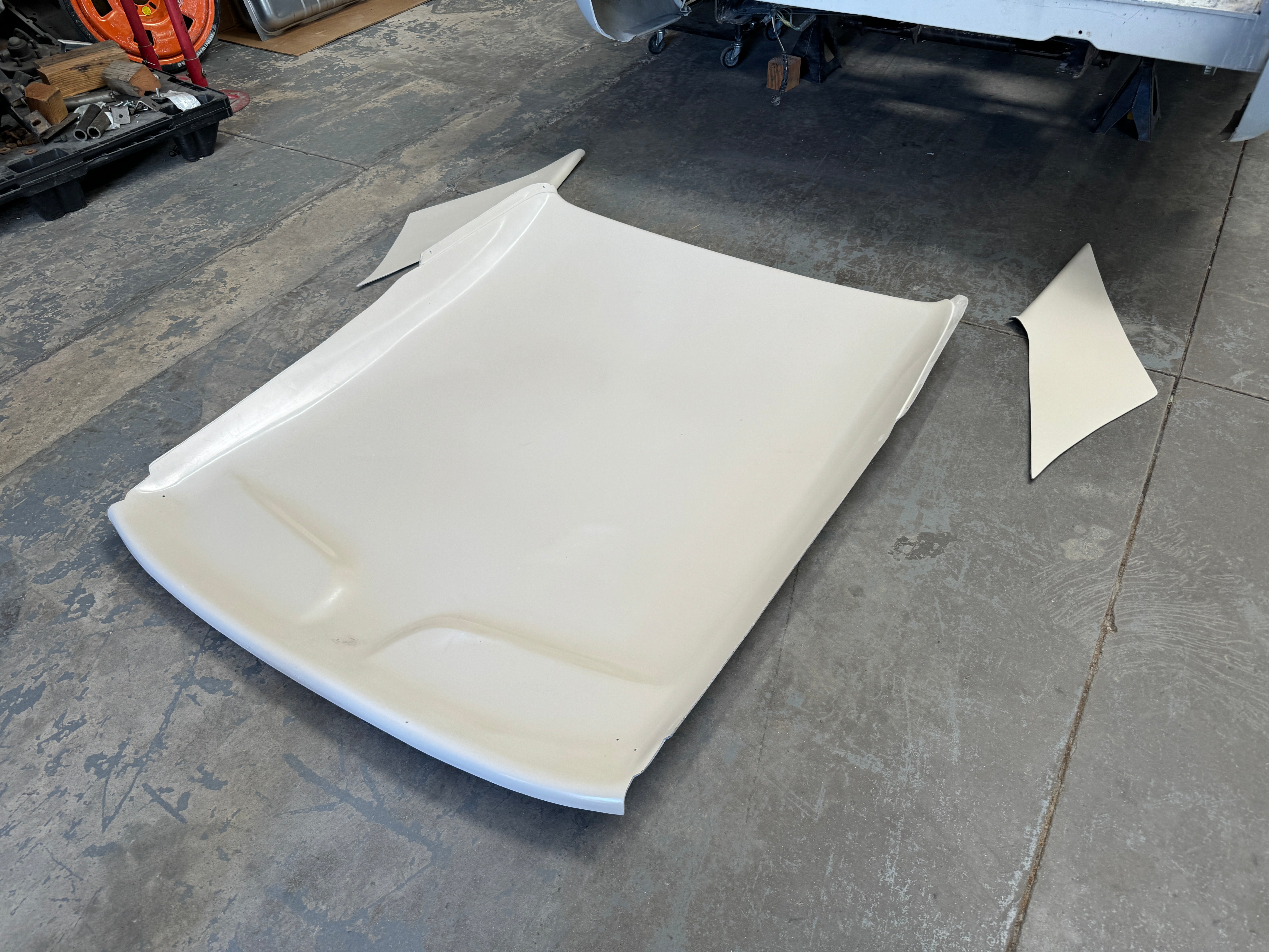 1969 CAMARO CUSTOM HARD HEADLINER SHIPS TRUCK FREIGHT