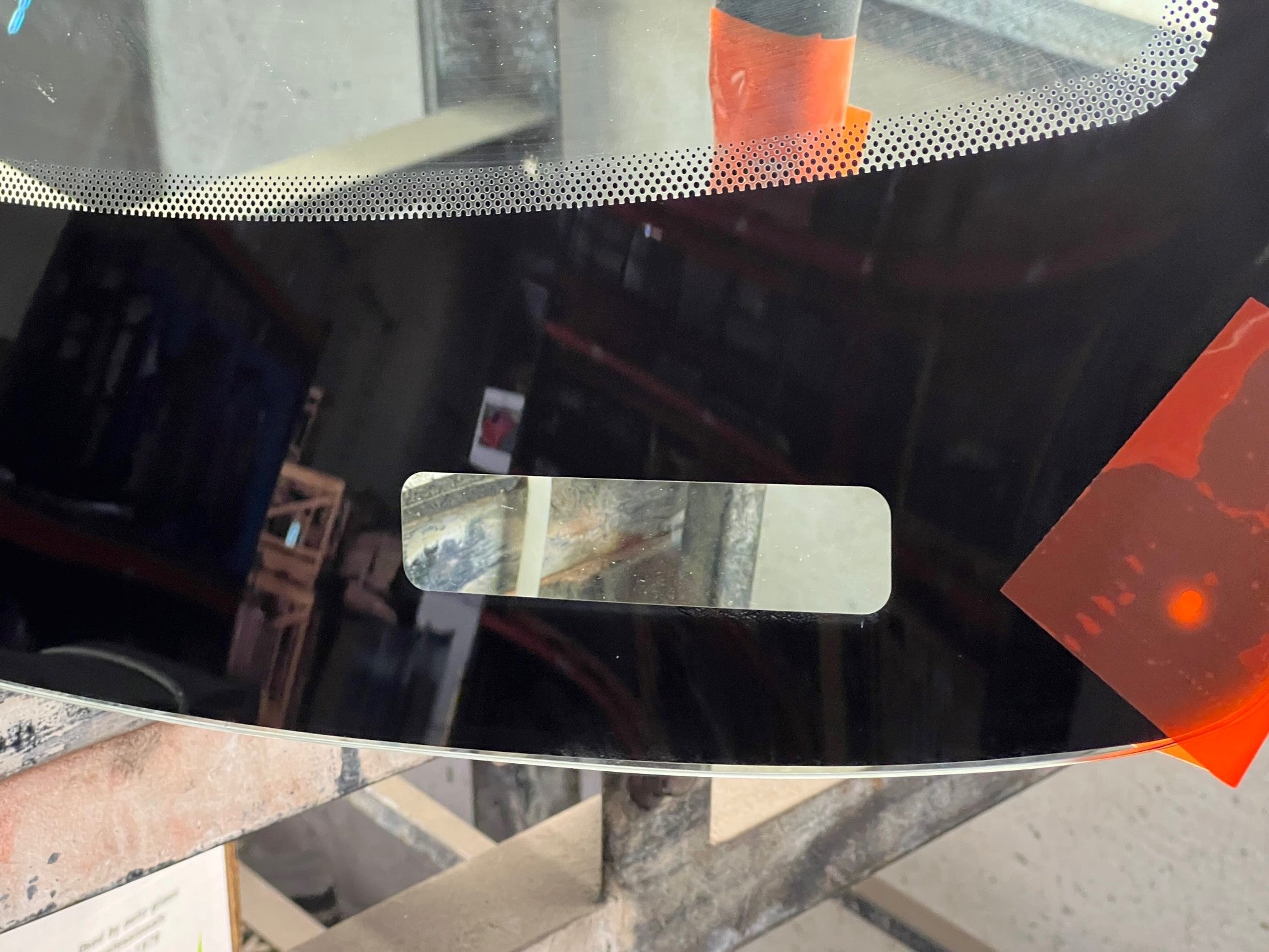 2003-06 CHEVY SSR WINDSHIELD